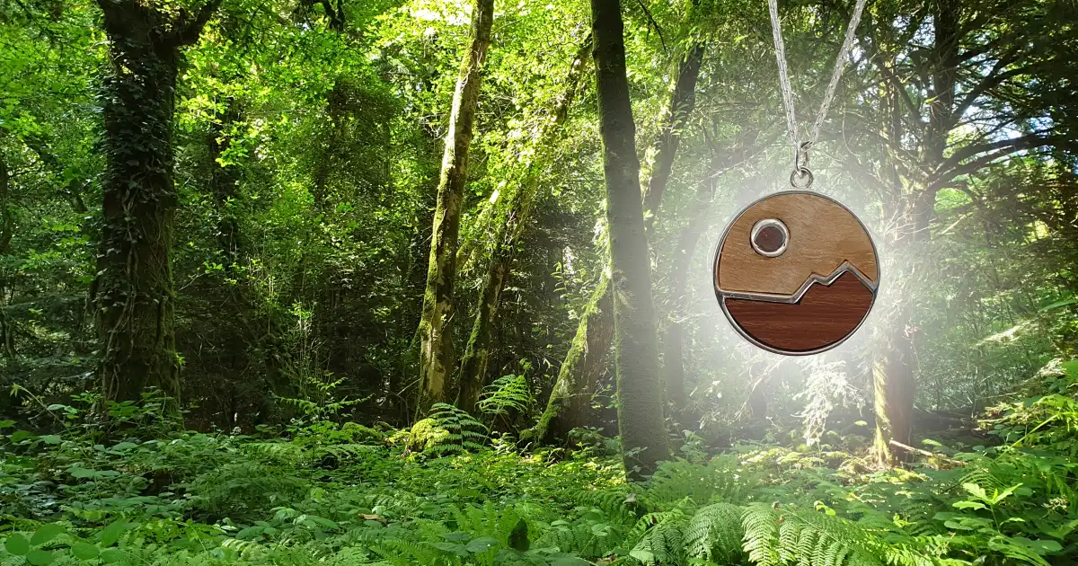 pourquoi-choisir-bijou-en-bois-nature-originalite-ethique Choisir un bijou nature en bois et argent